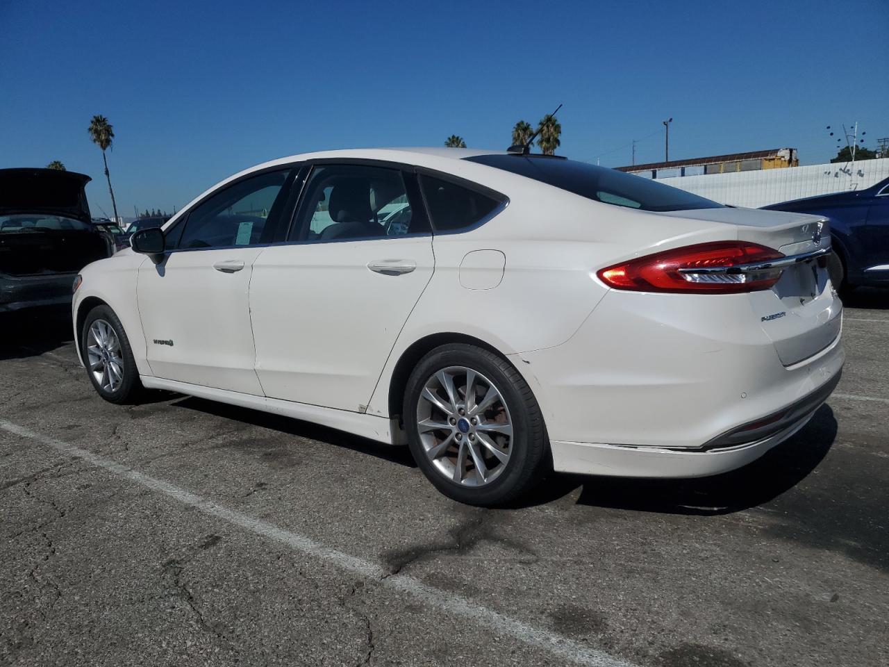 FORD FUSION SE HYBRID