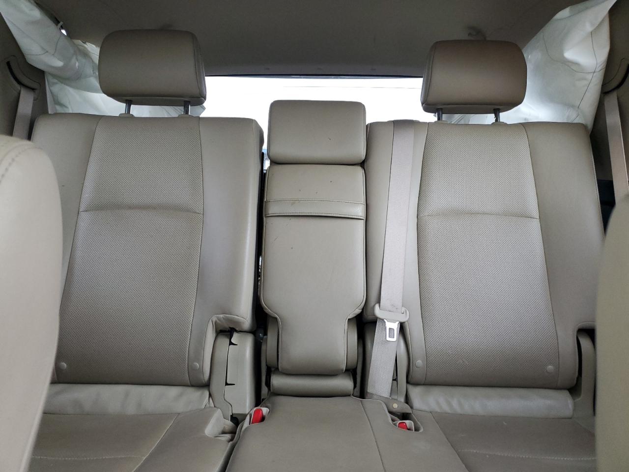 TOYOTA 4RUNNER SR5/SR5 PREMIUM