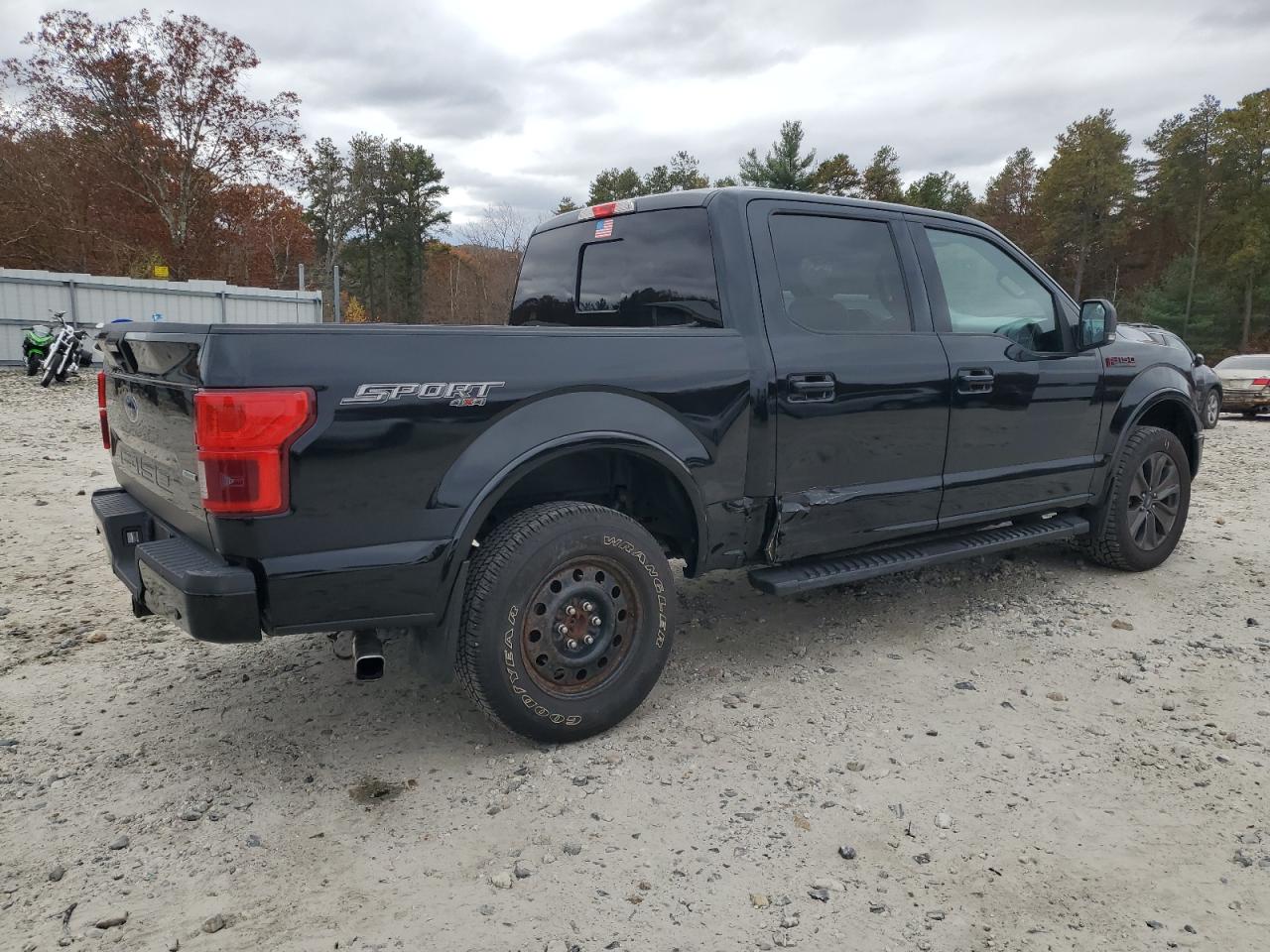 FORD F-150 SUPERCREW