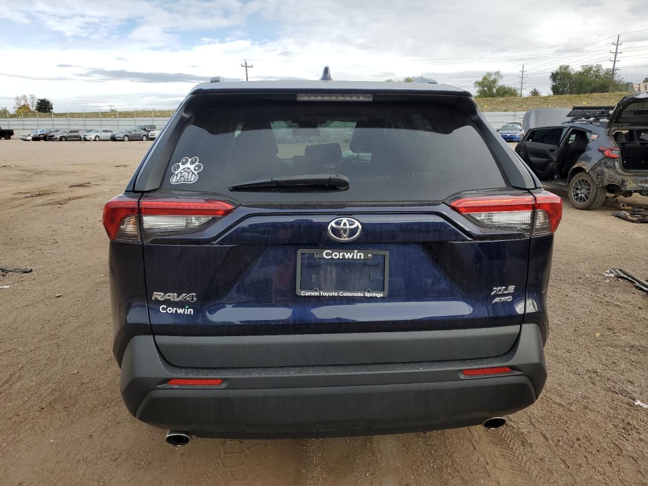 TOYOTA RAV4 XLE