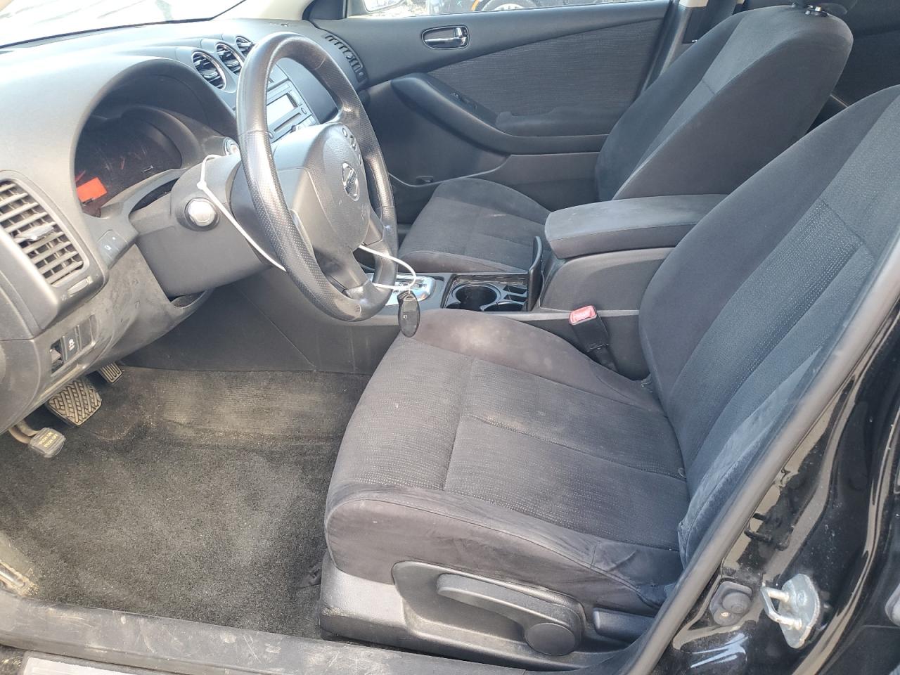 NISSAN ALTIMA BASE