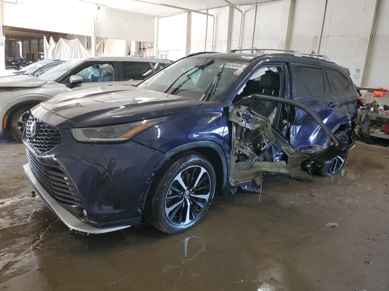 TOYOTA HIGHLANDER XSE