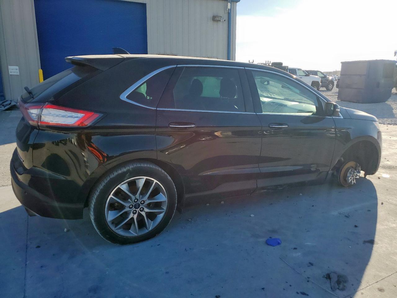 FORD EDGE TITANIUM