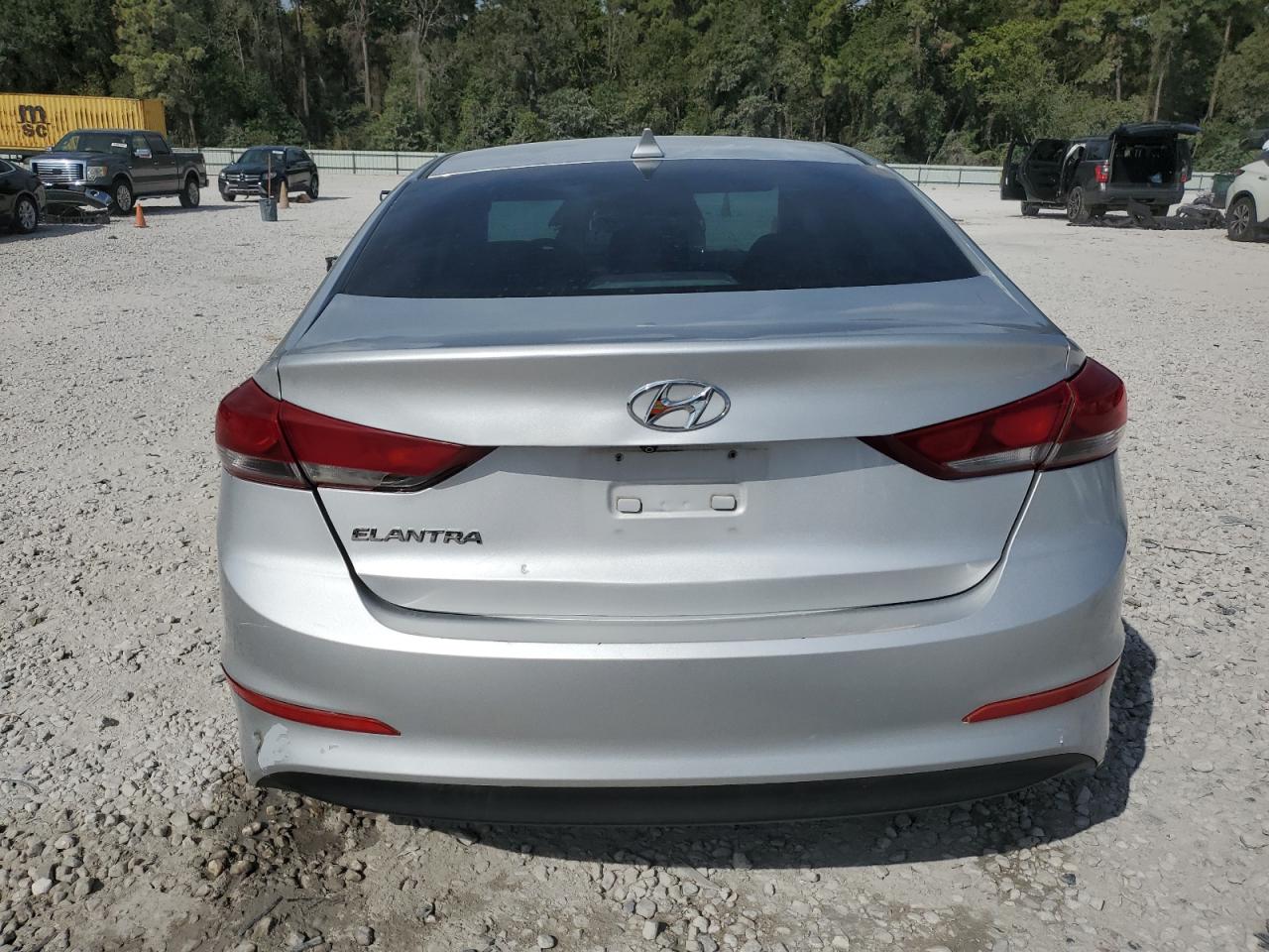 HYUNDAI ELANTRA SEL