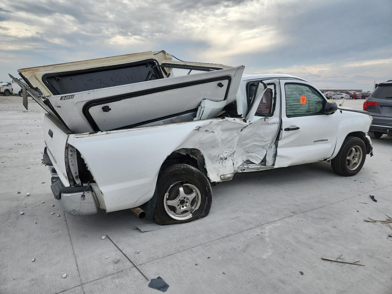 TOYOTA TACOMA ACCESS CAB