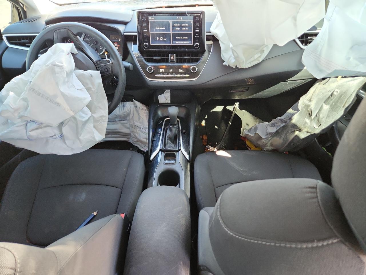 Lot #3302151131 2020 TOYOTA COROLLA LE