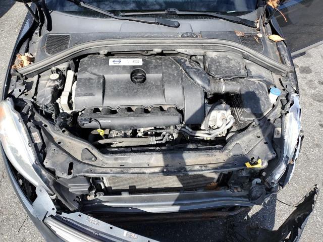 2015 VOLVO XC60 T6 PR - YV4902RK8F2750232