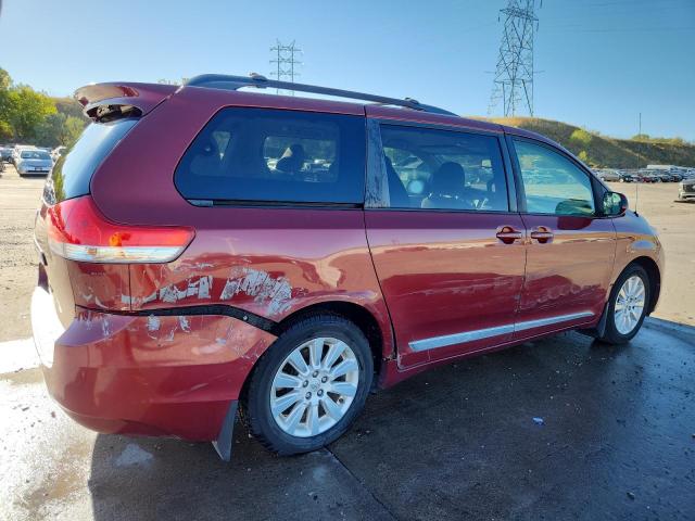 2014 TOYOTA SIENNA LE - Other View