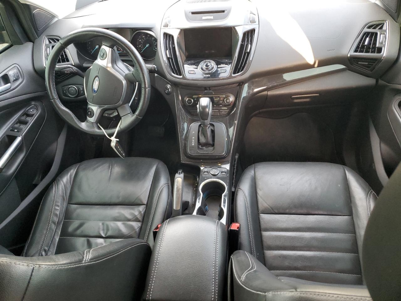 FORD ESCAPE TITANIUM