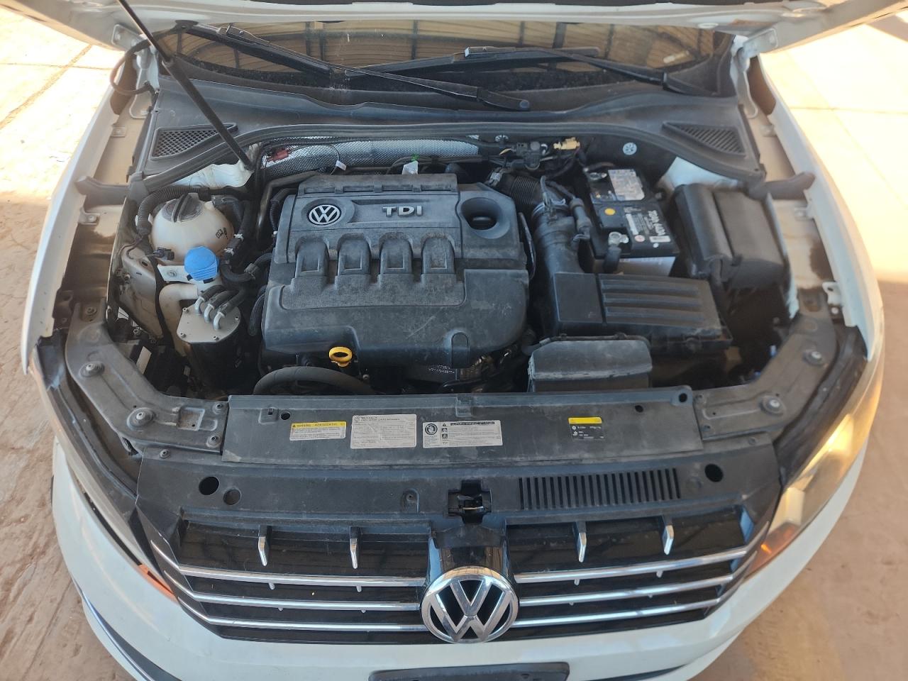 VOLKSWAGEN PASSAT SEL