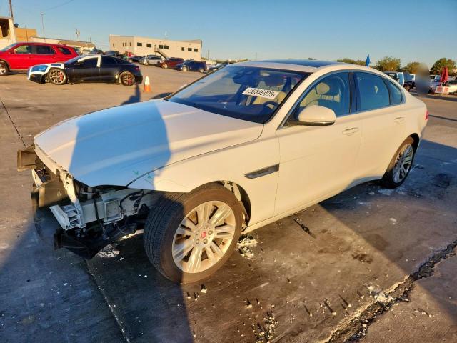 2017 JAGUAR XF PREMIUM SAJBJ4BV4HCY40364