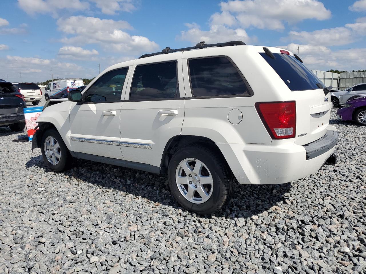 JEEP GRAND CHEROKEE LAREDO
