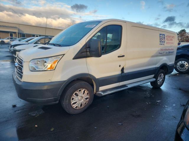 Global Auto Auctions: 2015 FORD TRANSIT T-
