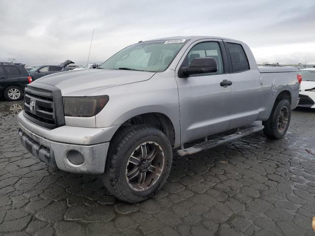 TOYOTA TUNDRA DOUBLE CAB SR5