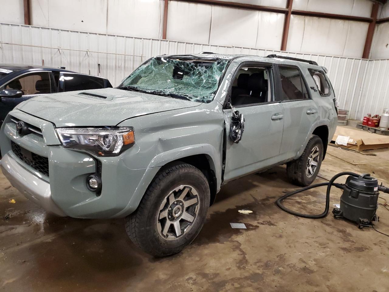 TOYOTA 4RUNNER SE
