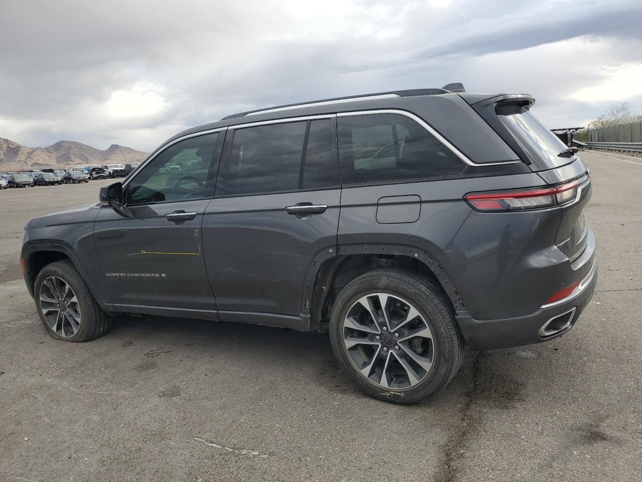 JEEP GRAND CHEROKEE OVERLAND