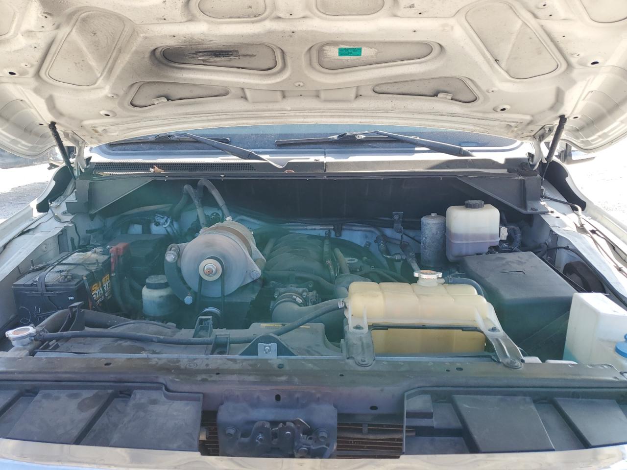 NISSAN NV2500 2500 S