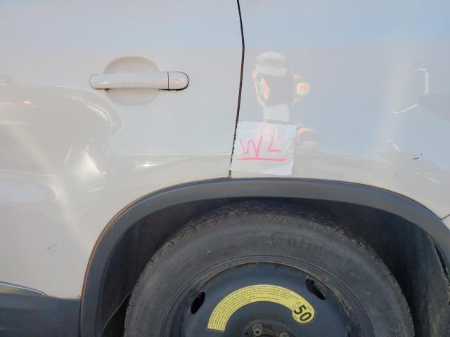 2013 VOLKSWAGEN TIGUAN S - WVGBV7AX8DW549720