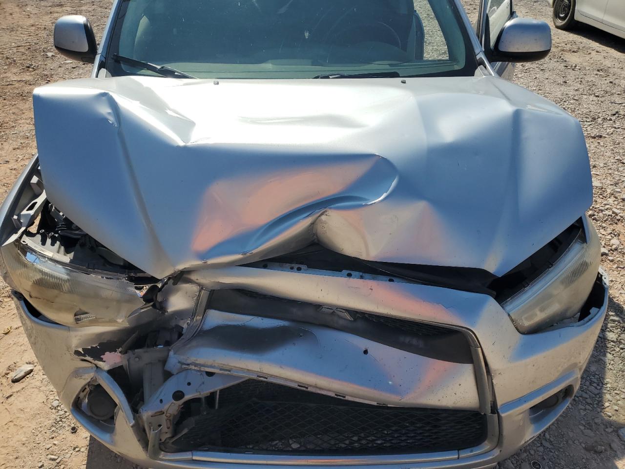 MITSUBISHI OUTLANDER ES