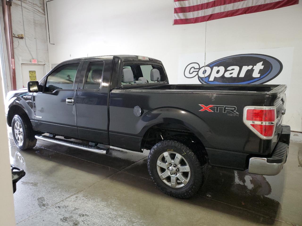 FORD F-150 SUPER CAB