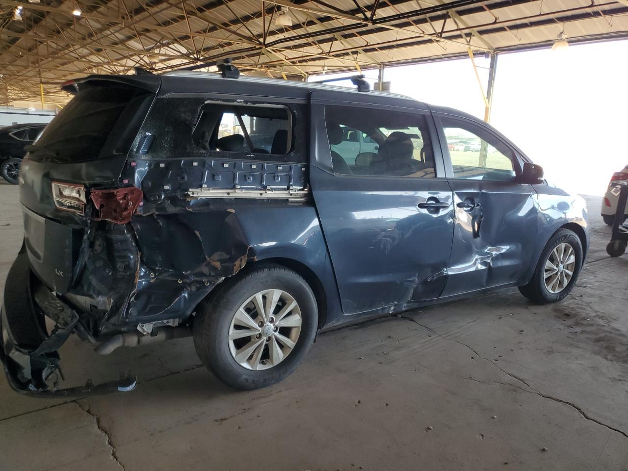 Lot #3269935017 2017 KIA SEDONA LX