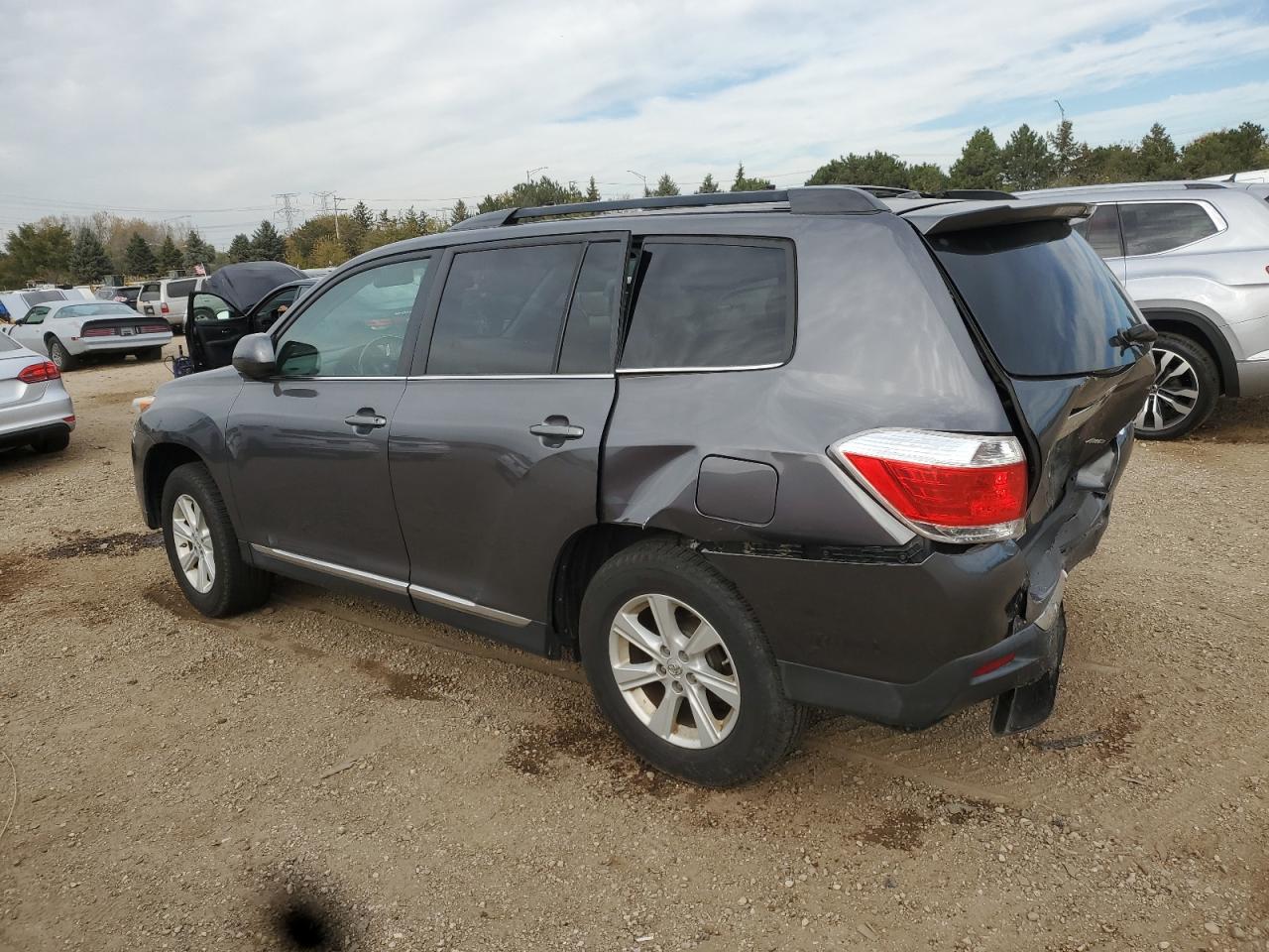 TOYOTA HIGHLANDER BASE