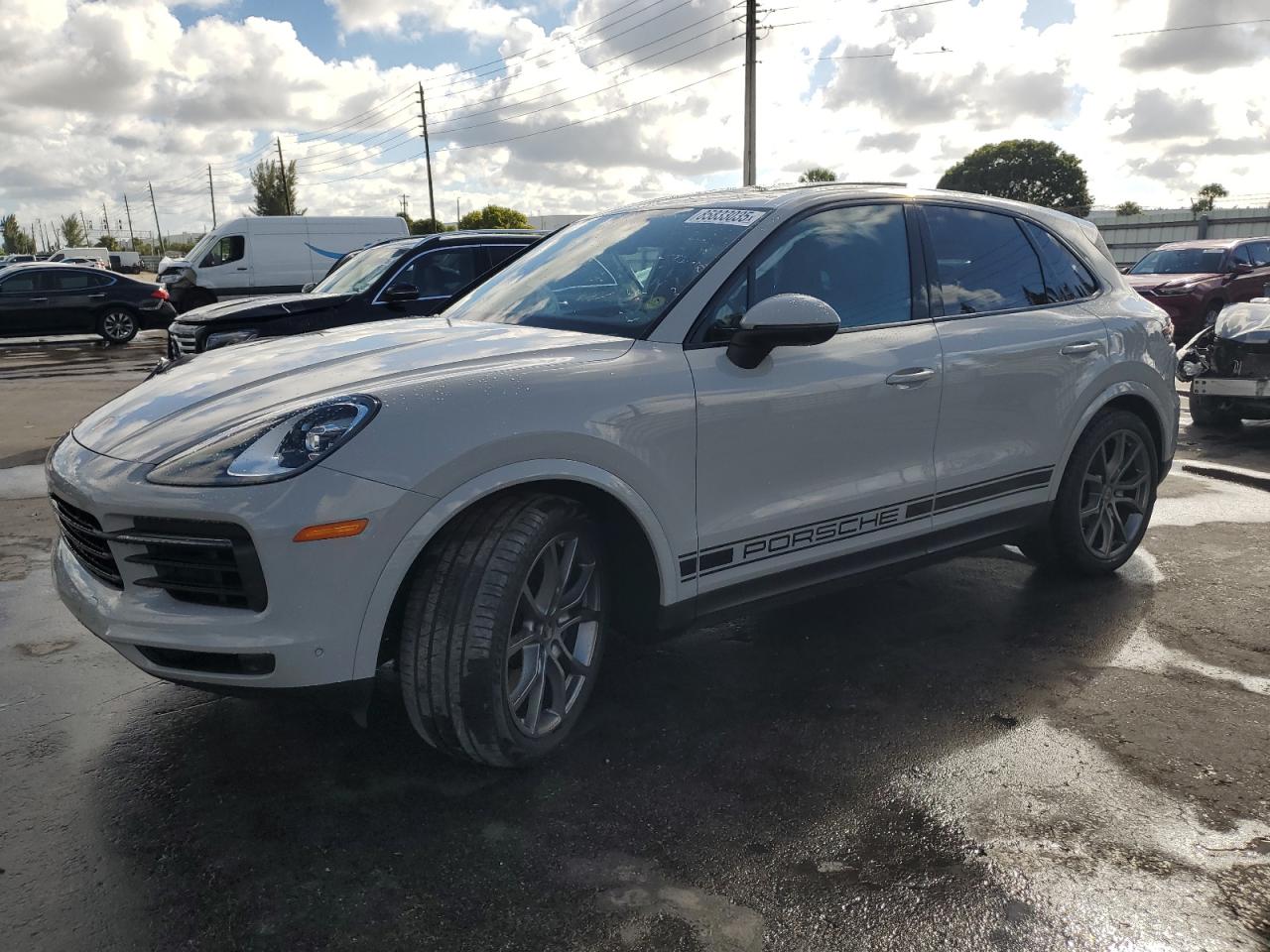 PORSCHE CAYENNE BASE
