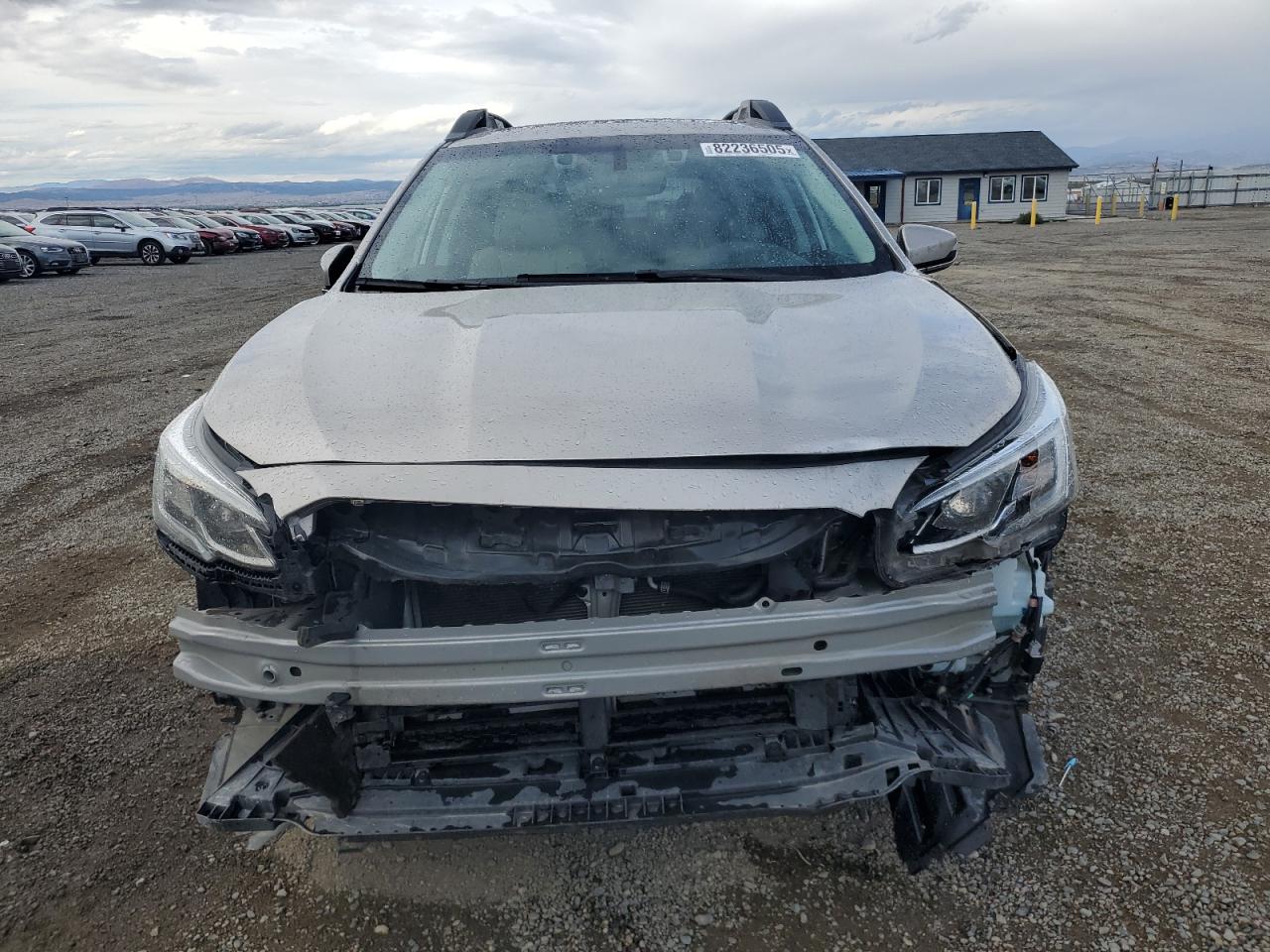 SUBARU OUTBACK LIMITED