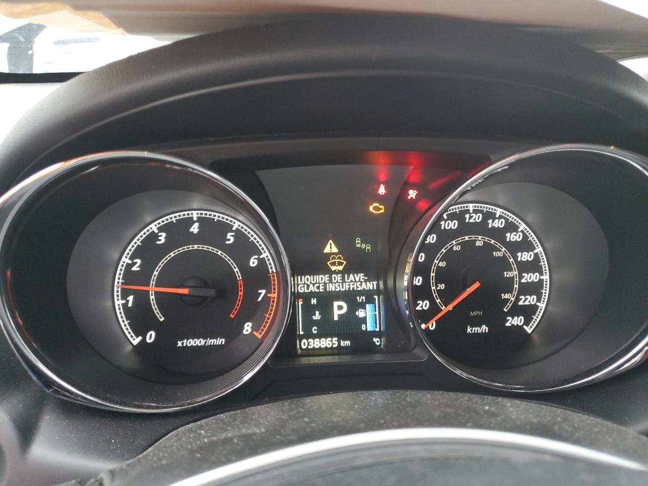 MITSUBISHI OUTLANDER SE