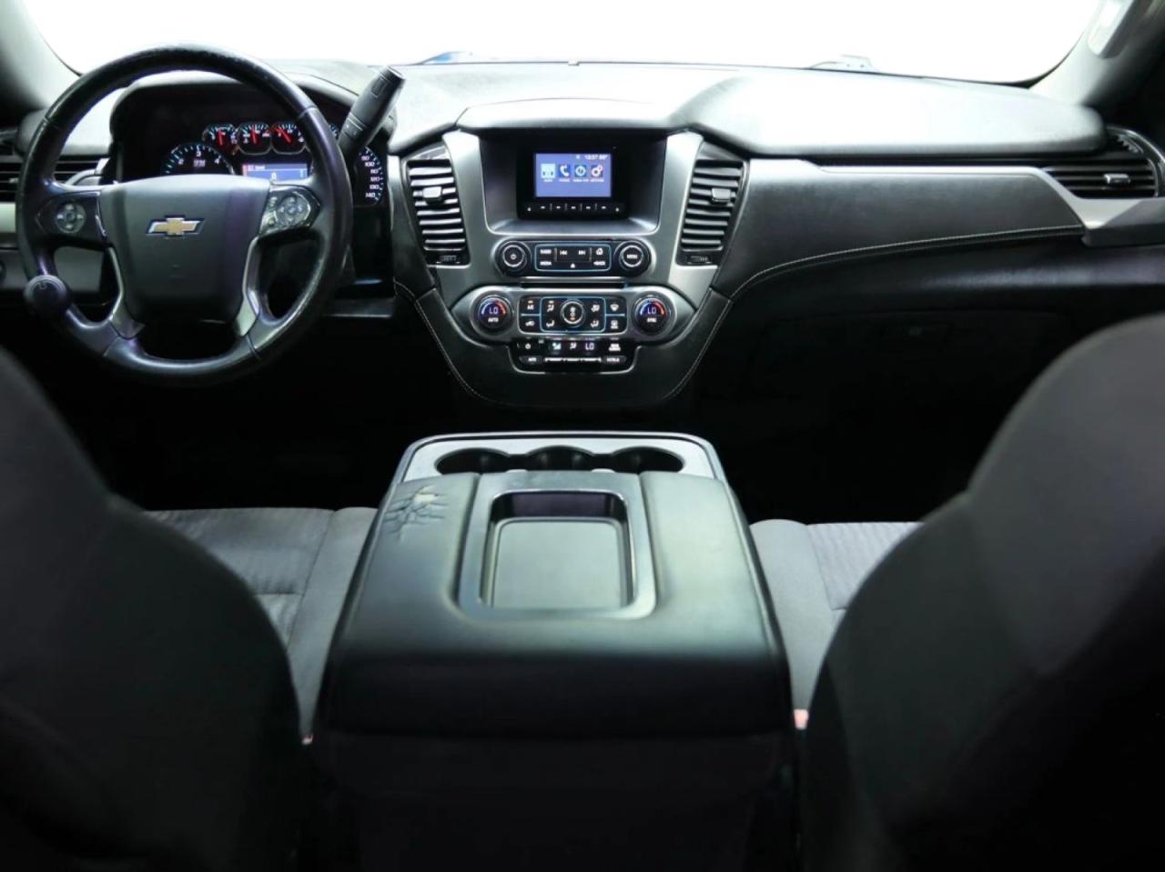 CHEVROLET TAHOE C1500 LS