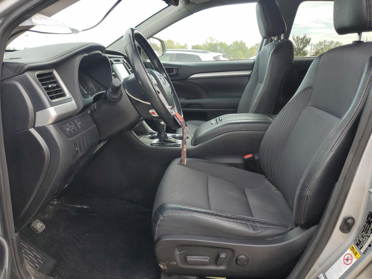 TOYOTA HIGHLANDER LE