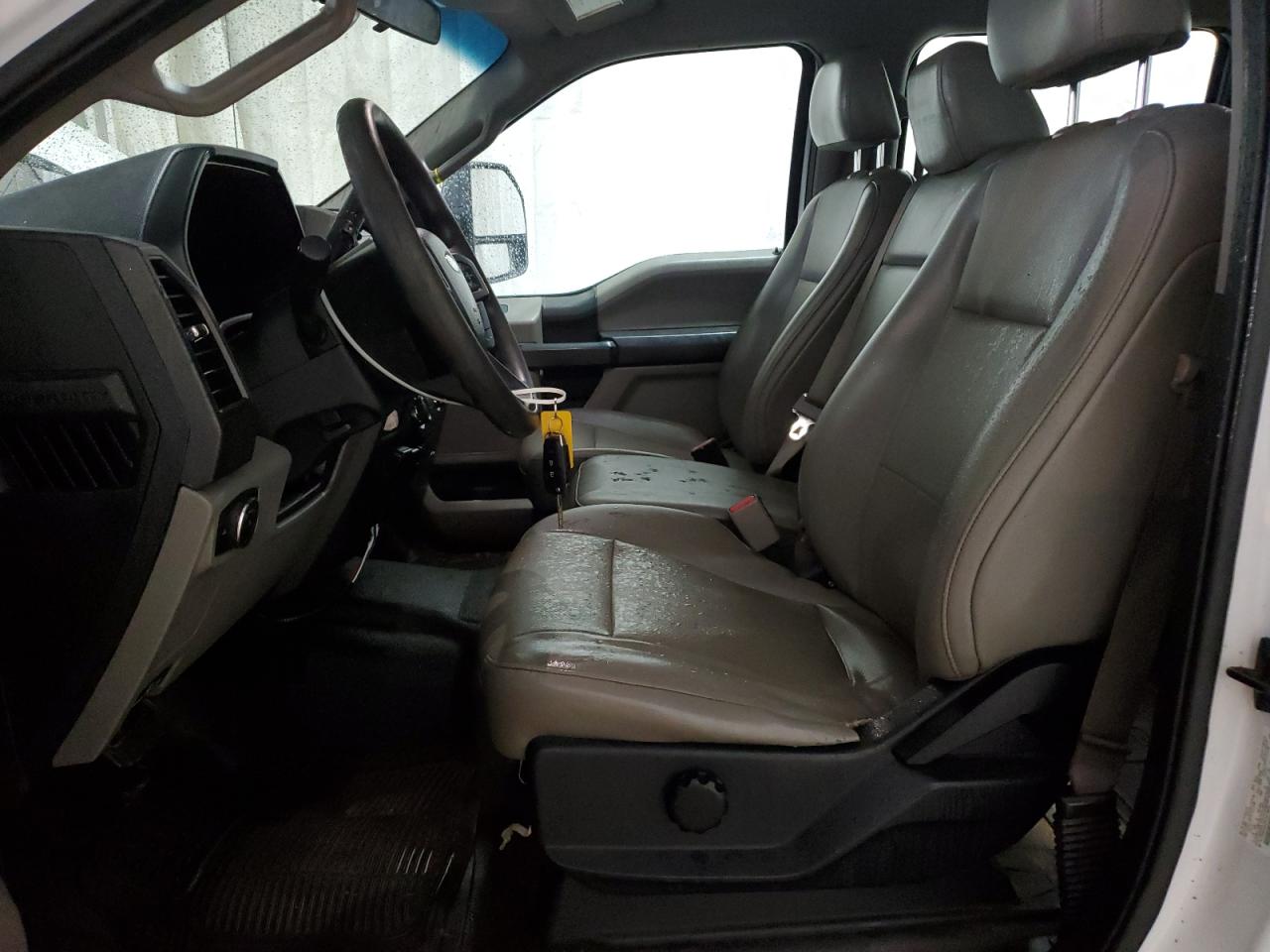 FORD F-250 SUPER DUTY