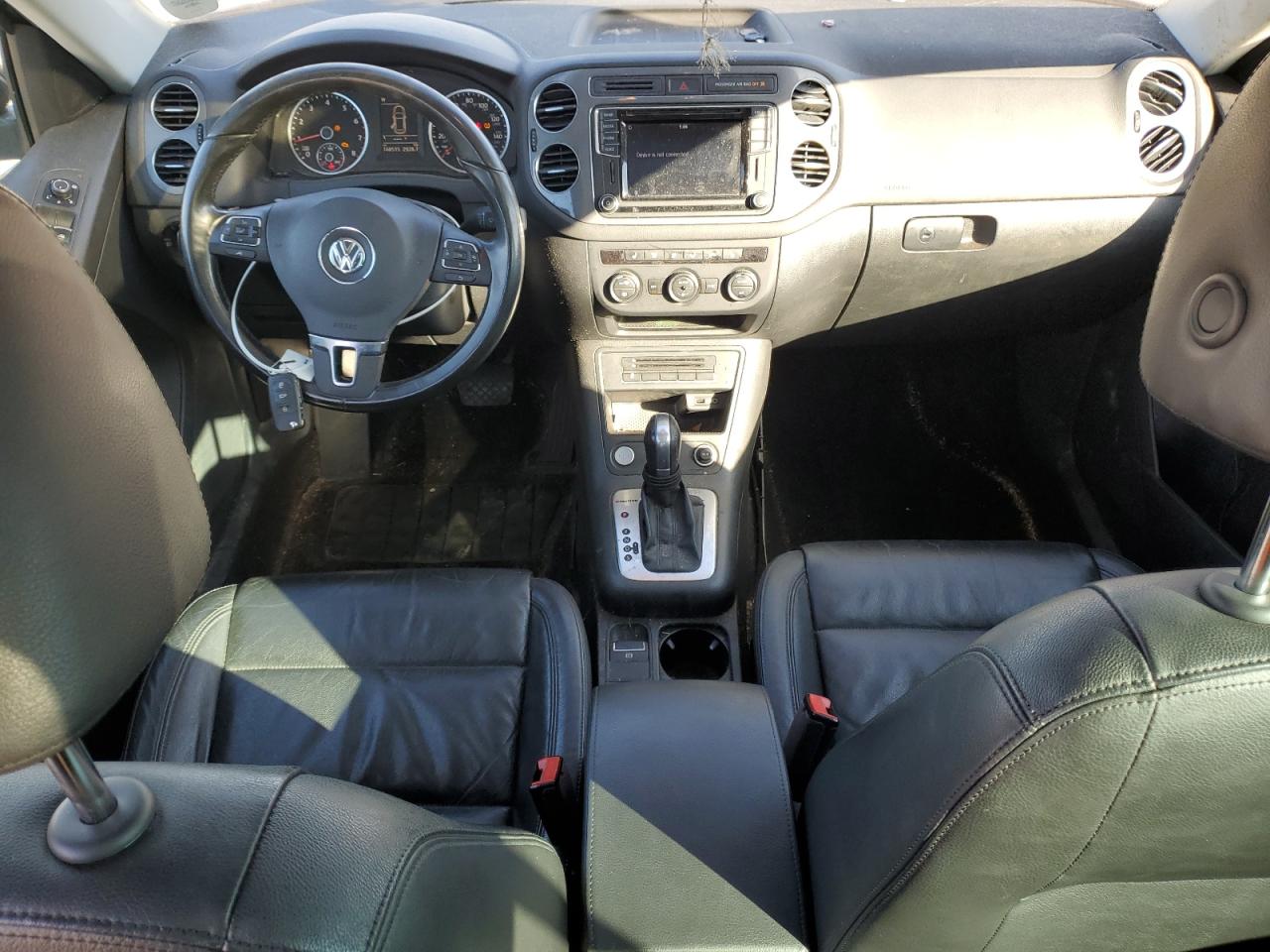 VOLKSWAGEN TIGUAN SPORT