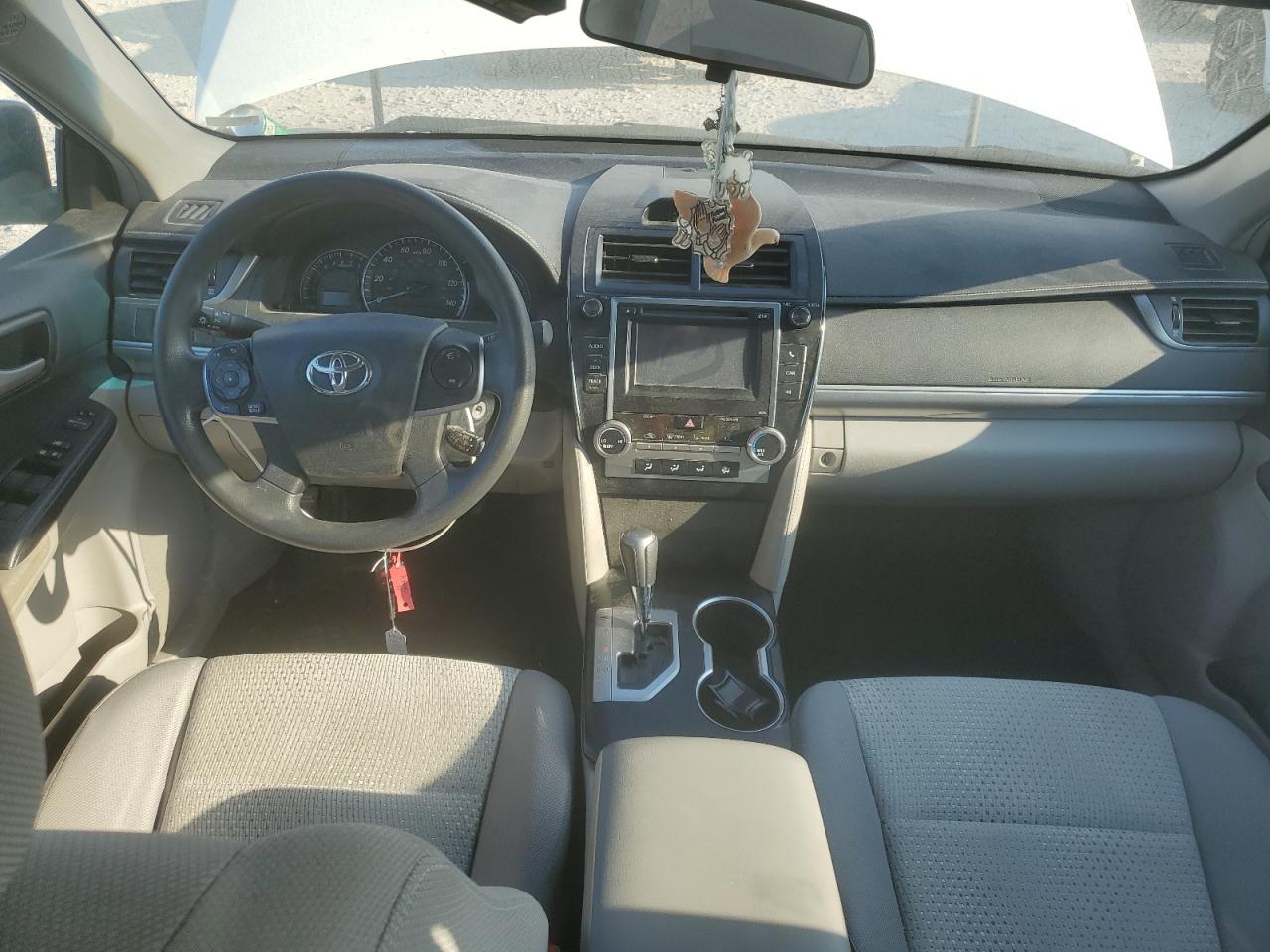 TOYOTA CAMRY L