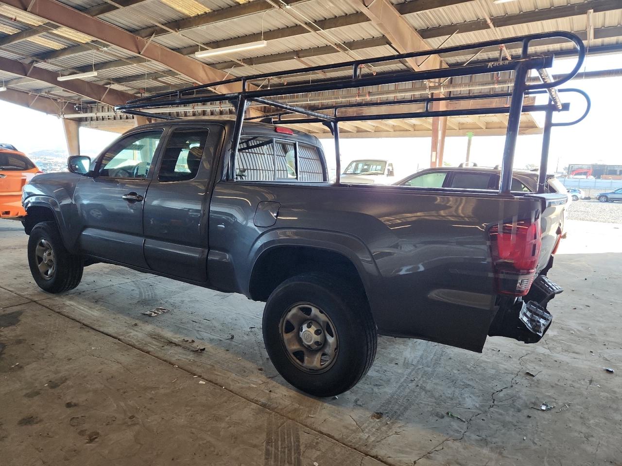 TOYOTA TACOMA ACCESS CAB
