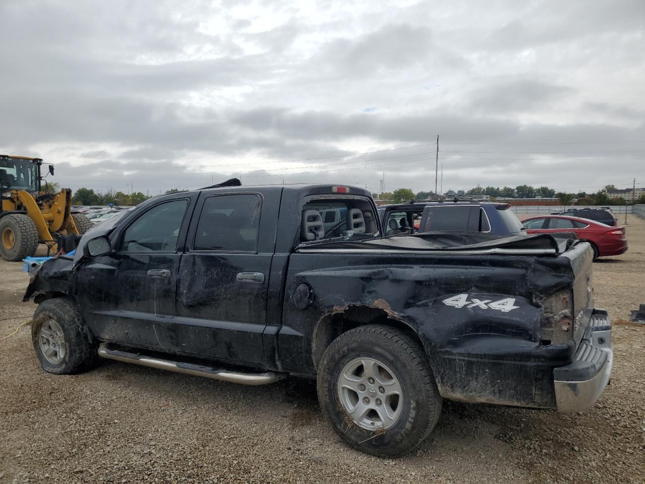 Lot #3262690117 2005 DODGE DAKOTA QUA