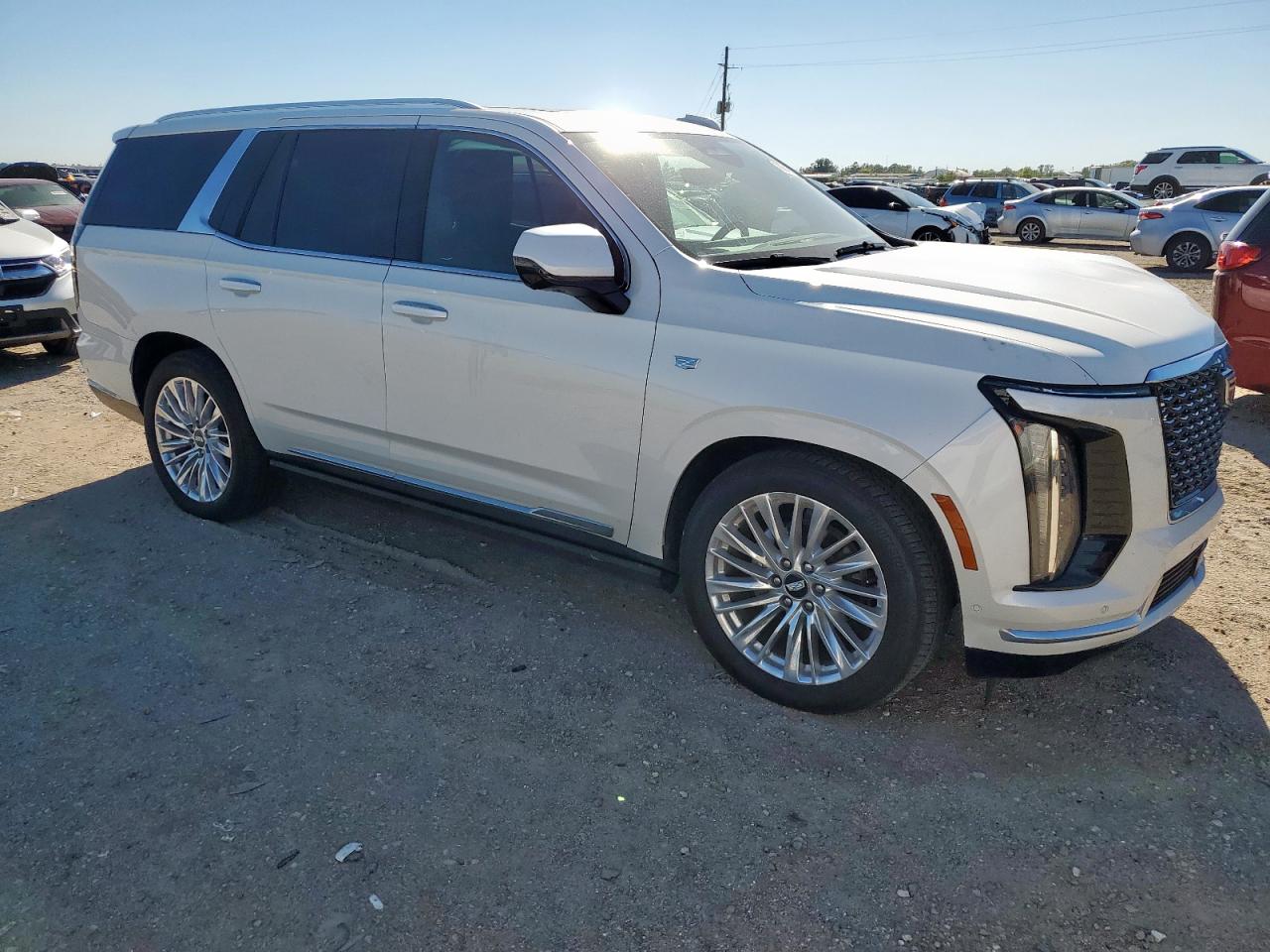 CADILLAC ESCALADE PREMIUM LUXURY