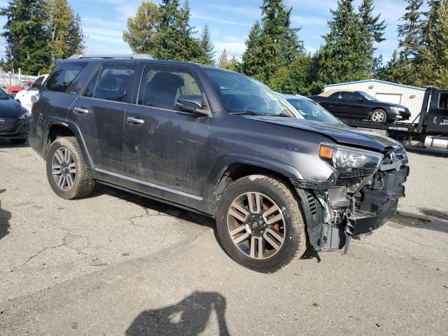 2018 TOYOTA 4RUNNER SR JTEBU5JR3J5535427