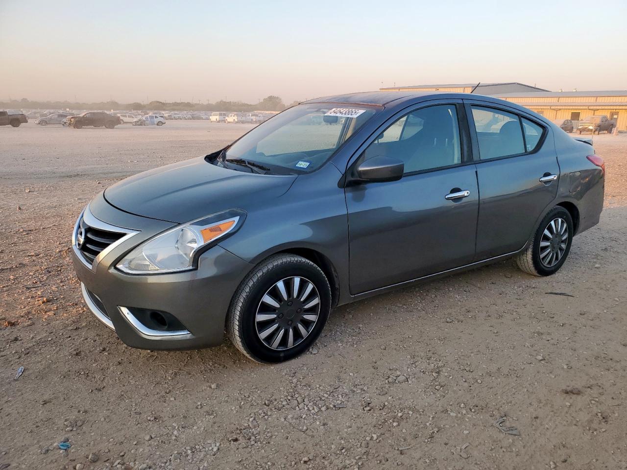 NISSAN VERSA S