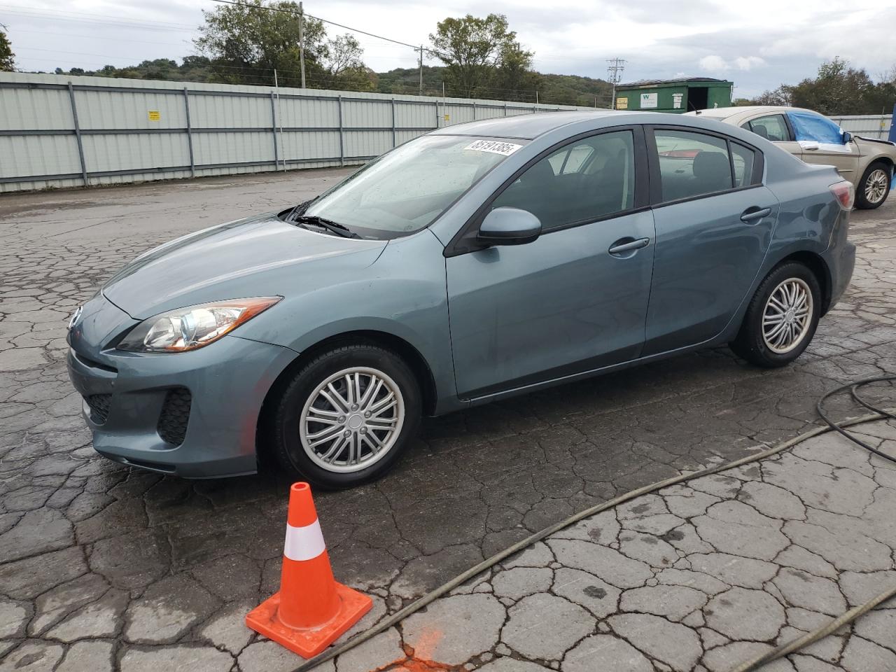  Salvage Mazda 3
