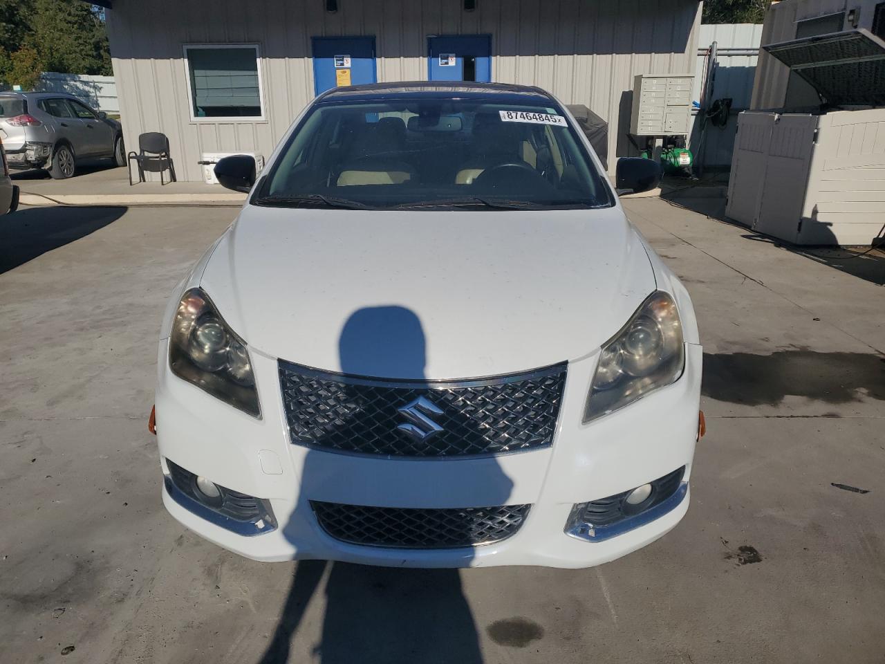 SUZUKI KIZASHI SPORT SLS