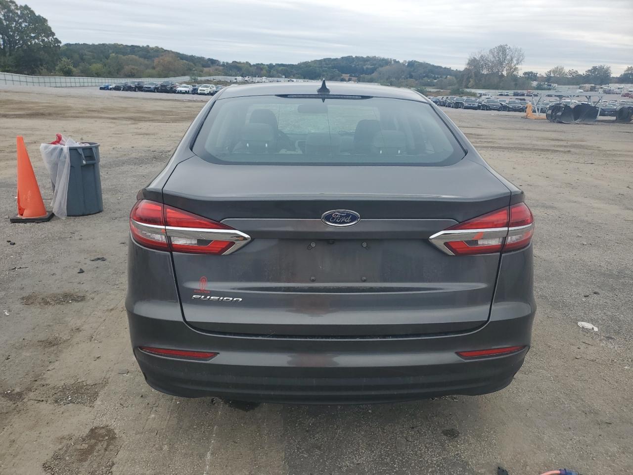 FORD FUSION S