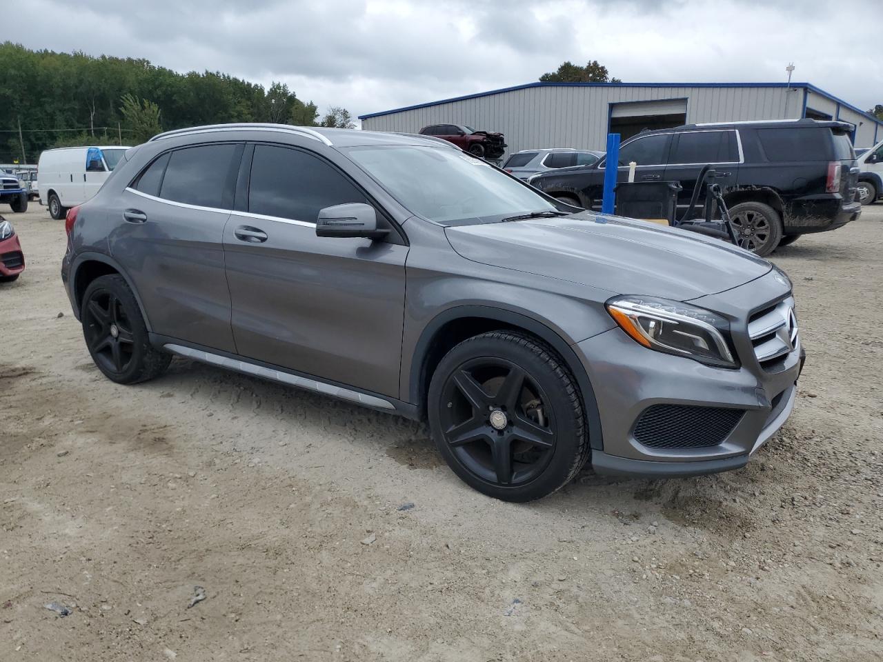 MERCEDES-BENZ GLA-CLASS 250 4MATIC