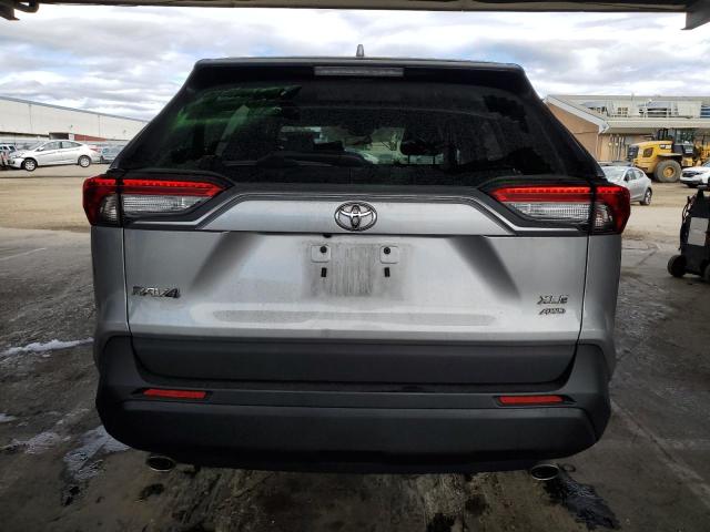 2020 TOYOTA RAV4 XLE #3308356367