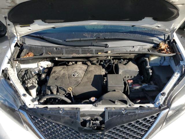 2017 TOYOTA SIENNA SE #3304720932