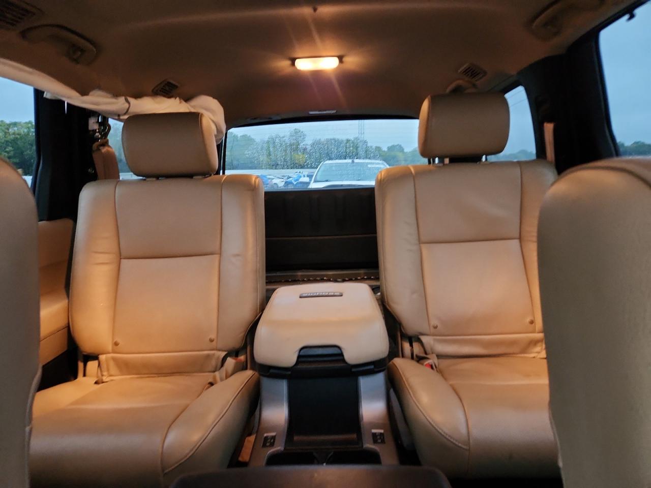 TOYOTA SEQUOIA PLATINUM