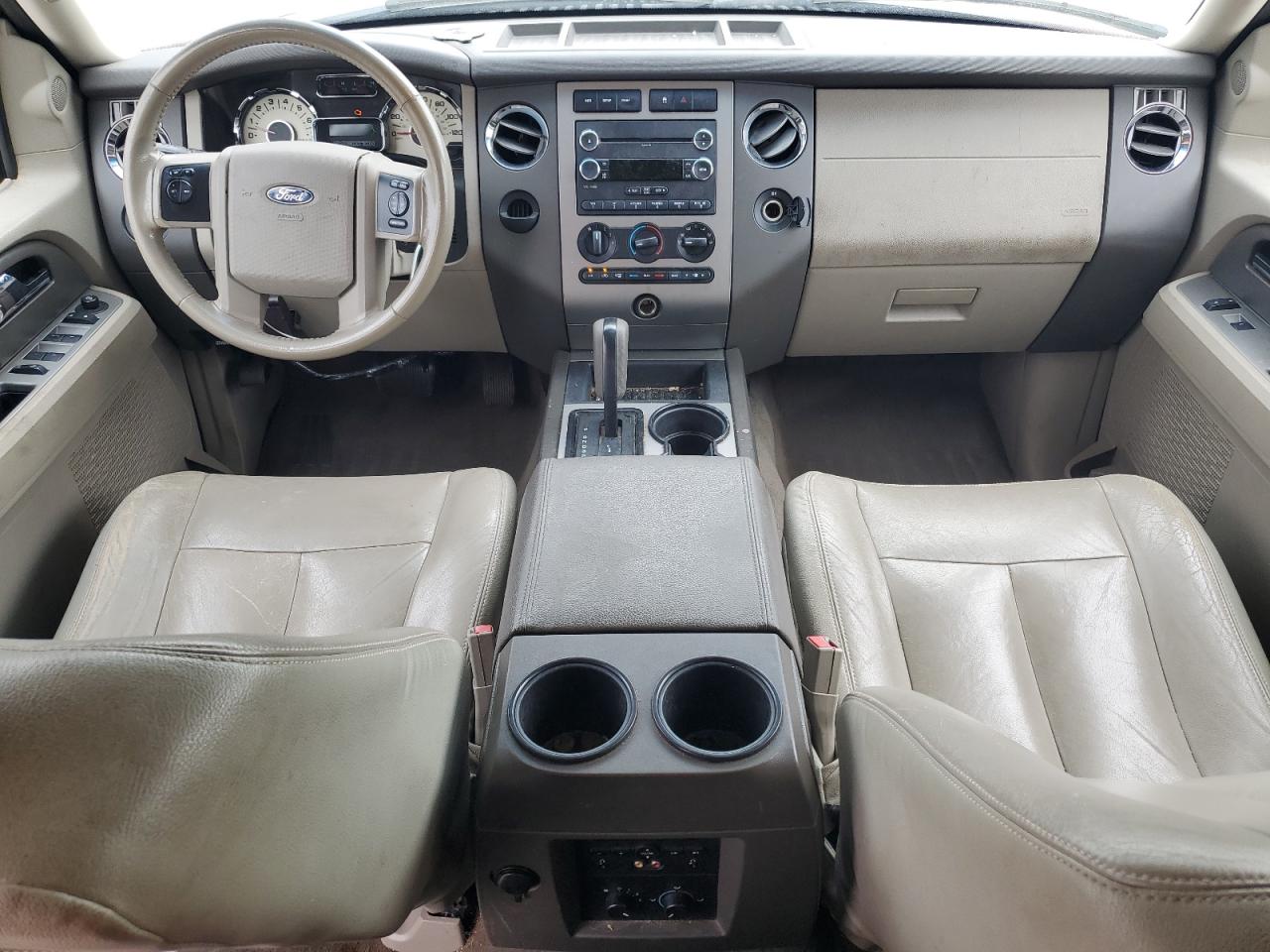 FORD EXPEDITION EL XLT