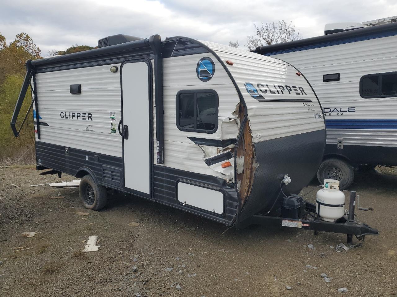 Lot #3305535066 2021 COACH TRAILER