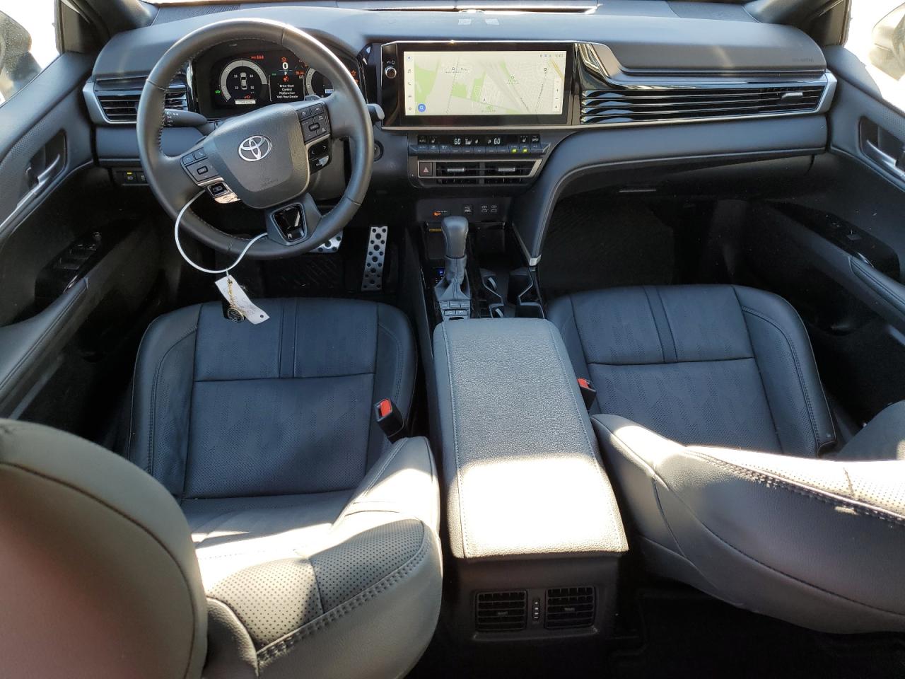 TOYOTA CAMRY XSE