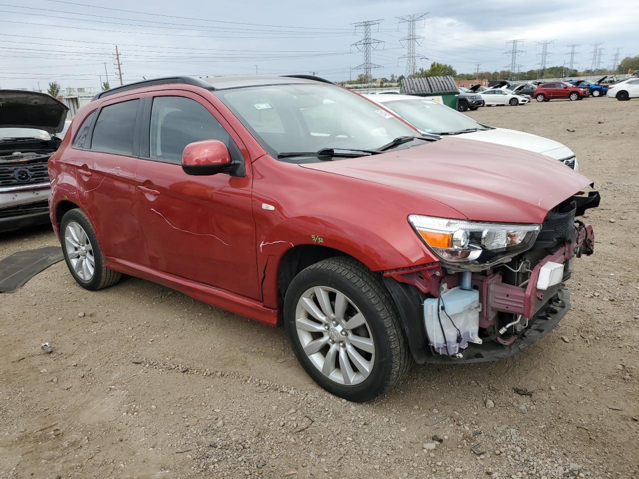 MITSUBISHI OUTLANDER SE